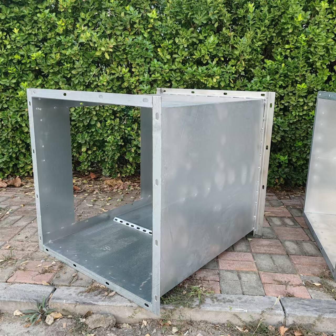 Dikey şaft kablo kanalı