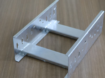 Basamak Kablo Tepsisi