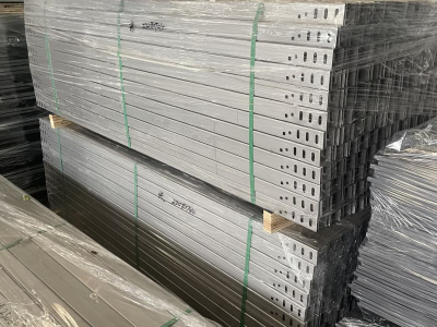 Çelik köprü çerçevesi