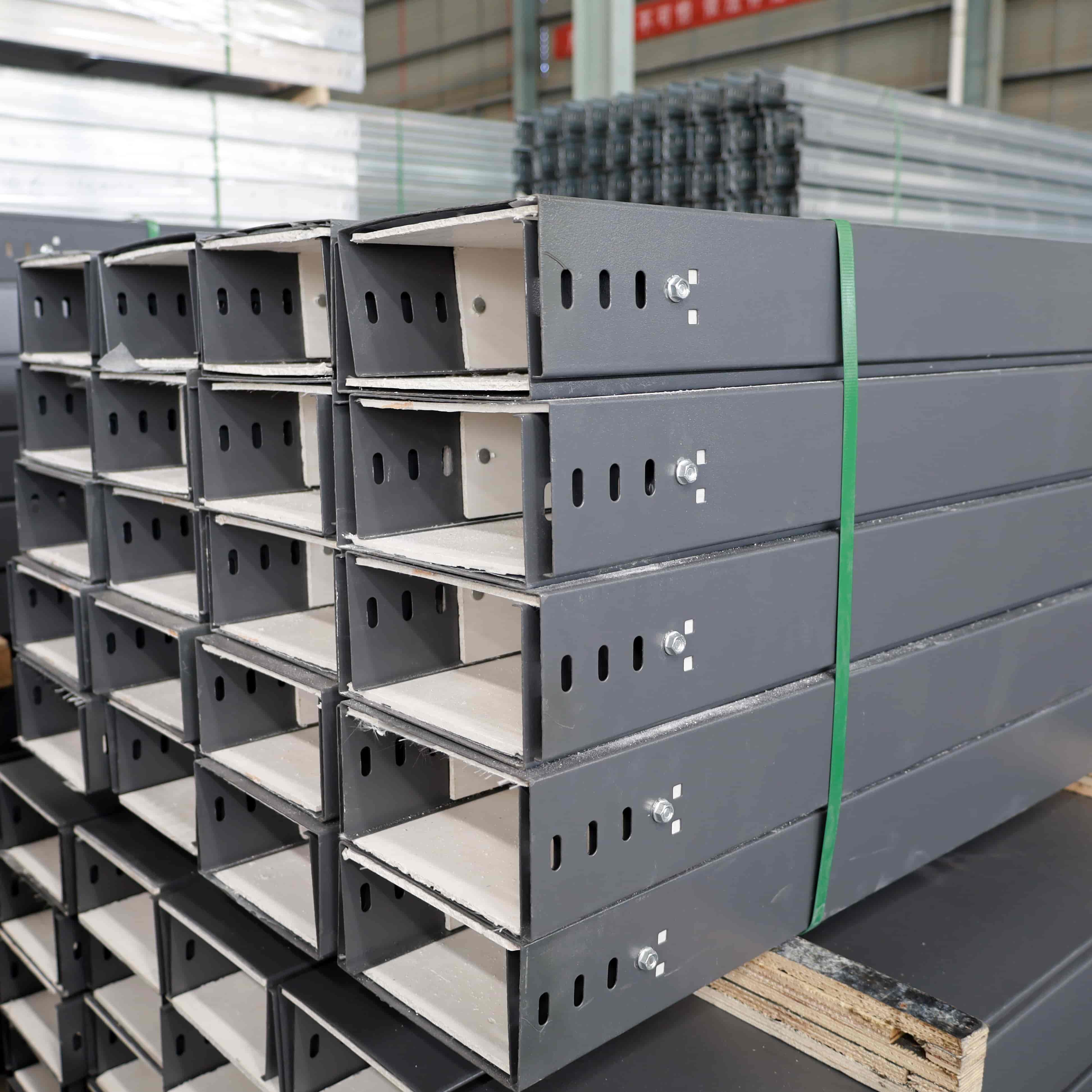 Yanmaz kablo tepsisi Yanmaz kablo tepsisi