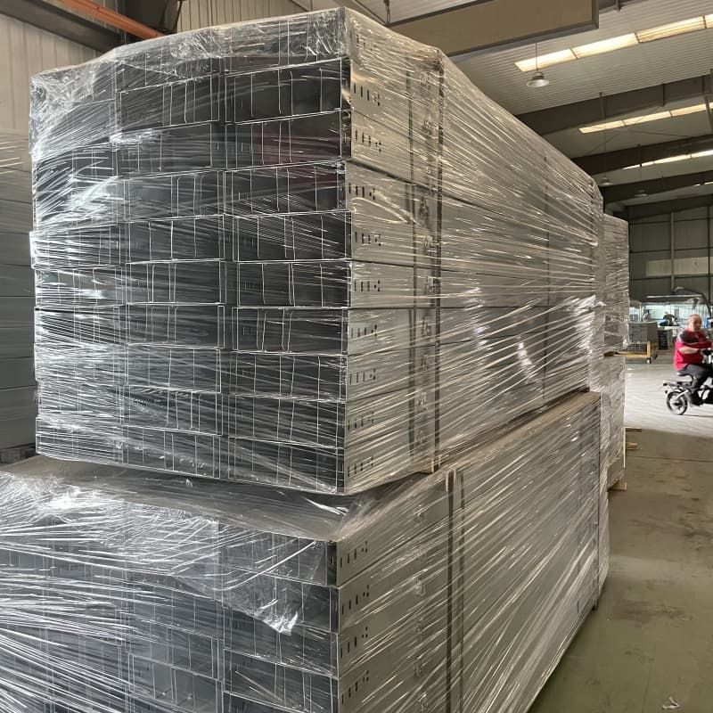 Çelik köprü çerçevesi