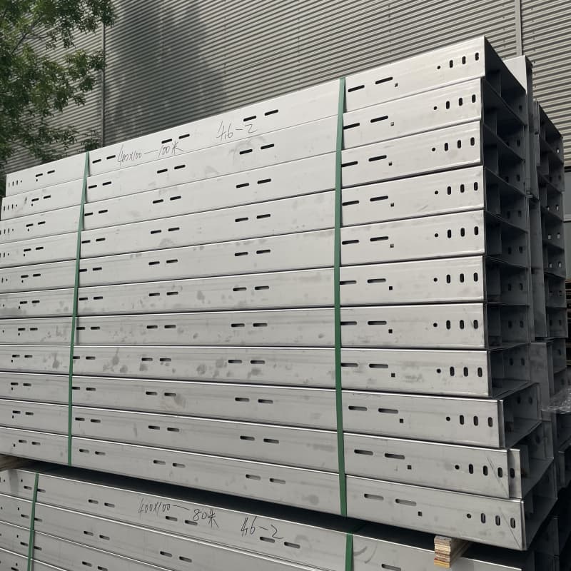 Çelik köprü çerçevesi