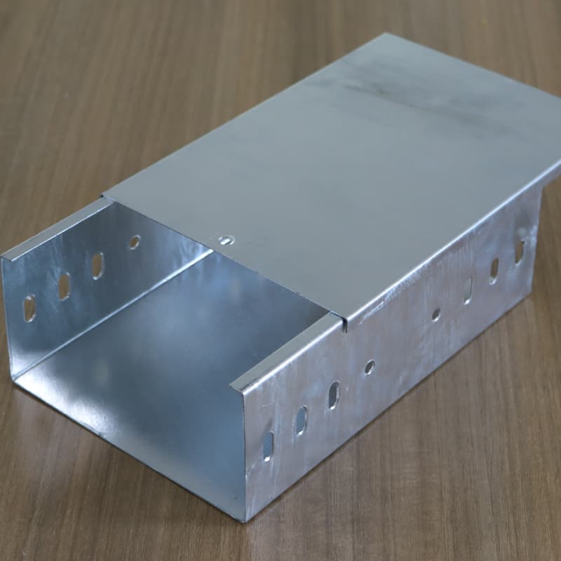 Kanallı kablo tepsisi Kanallı kablo tepsisi